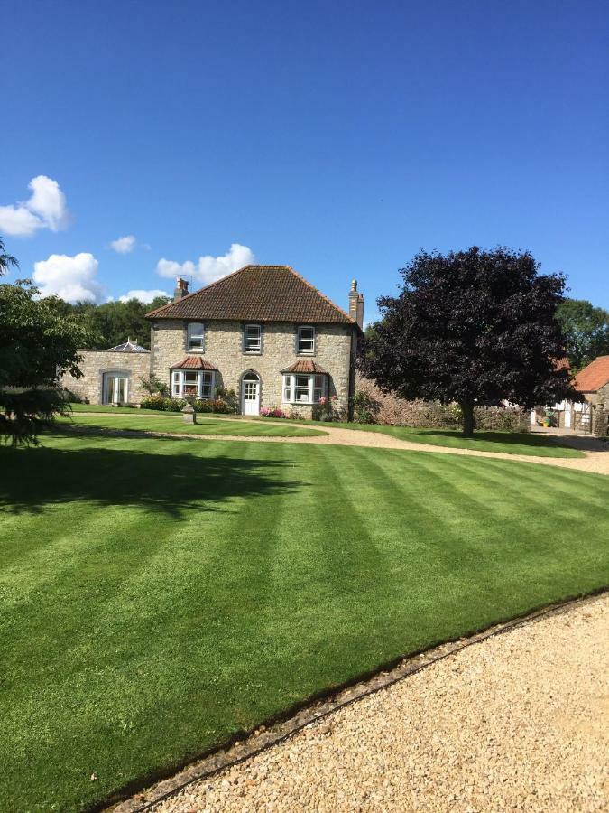 Bickfield Annexe Villa Ubley Exterior photo